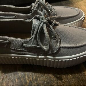 Sperry Women's, Gray & White Pier Wave Boat‎ Platform Sneaker Size 6.5 NWOB